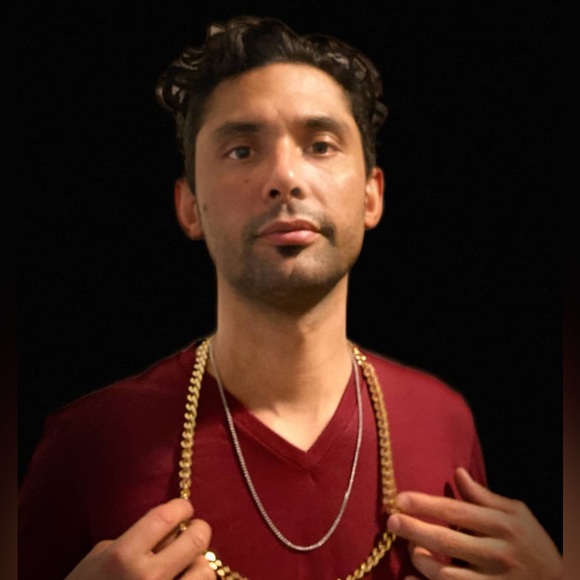 Meet your Posher, Michael - Picture 1 of 1